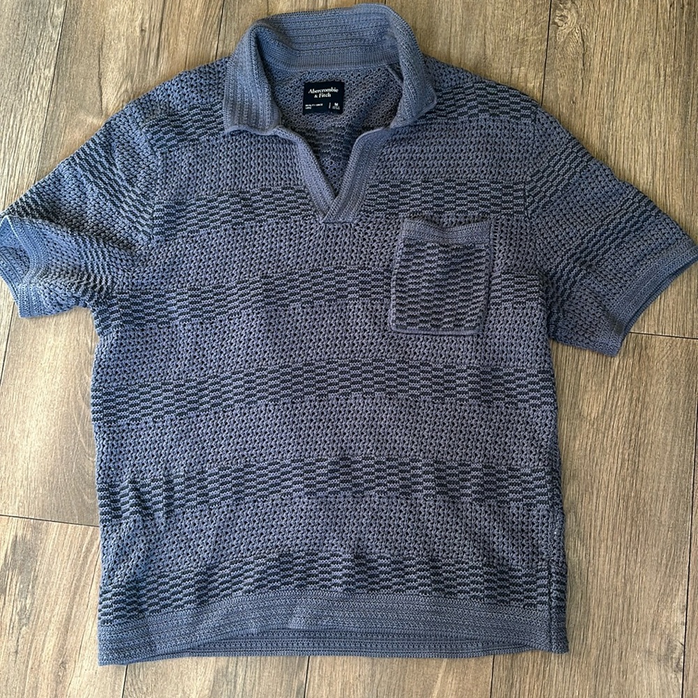 Abercrombie and Fitch knitted medium women’s